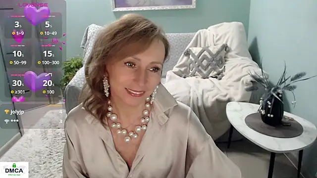 HornyMilf 777 online show from November 2025 06:23:02 AM