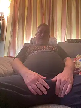 Snapshot of Russirayu chatting on March 2025 08:56:02 AM Russirayu online show from March 2025 08:56:02 AM