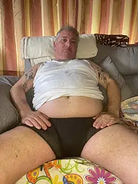 Snapshot of Russirayu chatting on March 2025 03:56:01 PM Russirayu online show from March 2025 03:56:01 PM