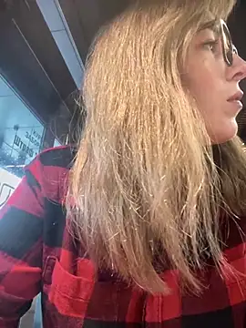 MommmyYummy online show from January 2025 08:47:02 AM