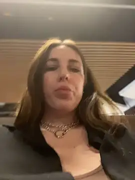 MommmyYummy online show from March 2026 01:18:01 PM