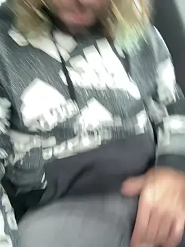 Snapshot of 4kUsh2Fashion0 chatting on December 2024 03:43:02 PM 4kUsh2Fashion0 online show from December 2024 03:43:02 PM