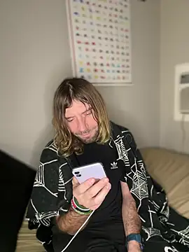 Snapshot of 4kUsh2Fashion0 chatting on January 2025 03:26:01 AM 4kUsh2Fashion0 online show from January 2025 03:26:01 AM