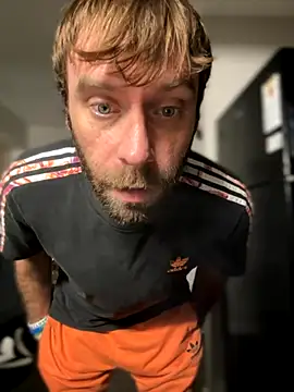 Snapshot of 4kUsh2Fashion0 chatting on October 2025 03:10:01 PM 4kUsh2Fashion0 online show from October 2025 03:10:01 PM