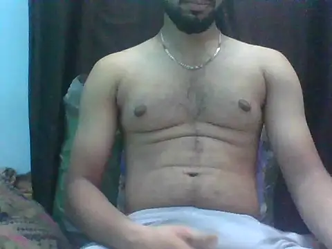 Snapshot of 8inchlegendbro chatting on June 2026 04:35:01 PM 8inchlegendbro online show from June 2026 04:35:01 PM