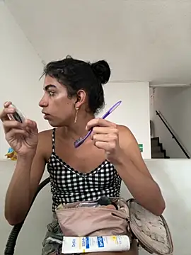 Alahia Rodriguez online show from October 2025 07:48:02 PM