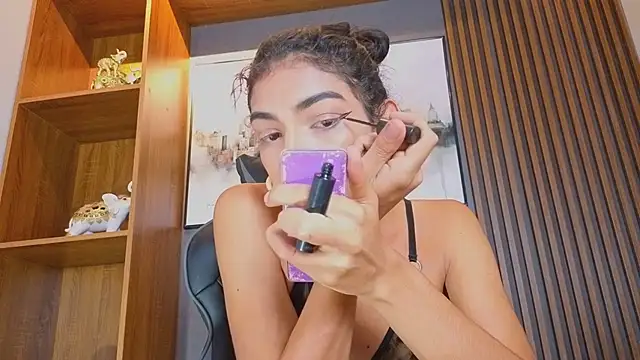 Snapshot of Alahia_Rodriguez chatting on May 2026 07:30:02 PM Alahia Rodriguez online show from May 2026 07:30:02 PM