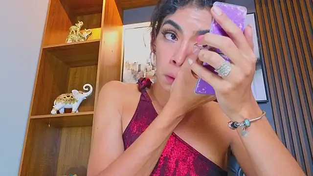 Snapshot of Alahia_Rodriguez chatting on May 2026 11:46:02 PM Alahia Rodriguez online show from May 2026 11:46:02 PM