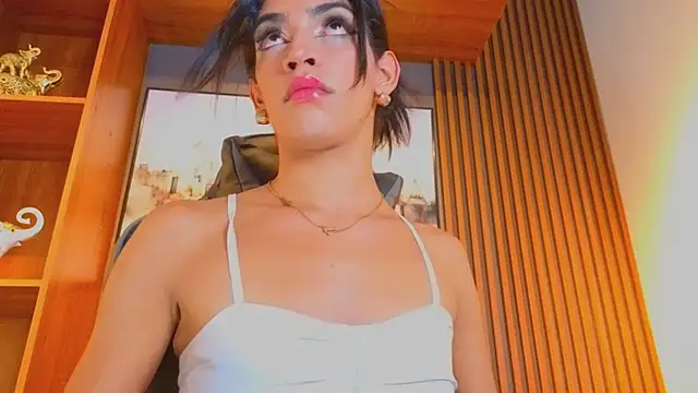 Snapshot of Alahia_Rodriguez chatting on June 2026 07:16:02 PM Alahia Rodriguez online show from June 2026 07:16:02 PM