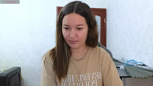 Snapshot of Nelly_Fischer chatting on April 2026 03:36:01 PM Nelly Fischer online show from April 2026 03:36:01 PM