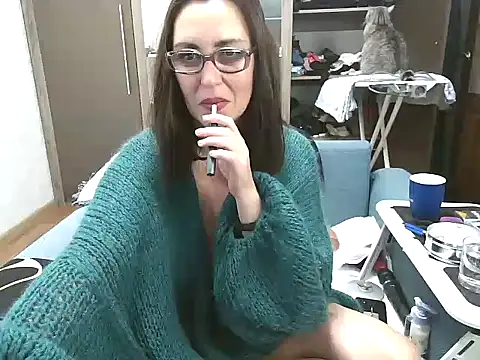 Ulyana72882 online show from December 2024 10:47:01 PM