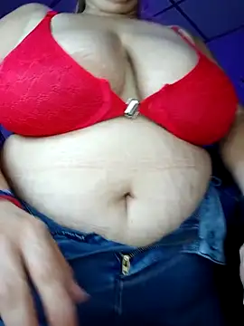 EllisW8 online show from November 2025 12:00:01 AM