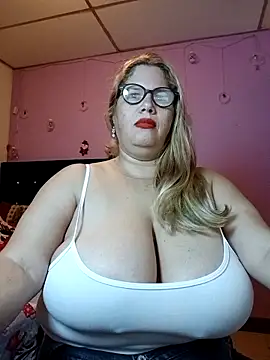 EllisW8 online show from December 2025 11:18:01 AM