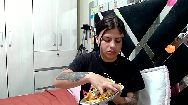 katery wok11 online show from May 2026 04:46:02 PM