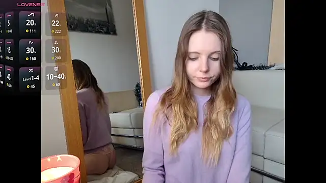 Snapshot of Frosty_Princess chatting on November 2025 01:54:02 PM Frosty Princess online show from November 2025 01:54:02 PM