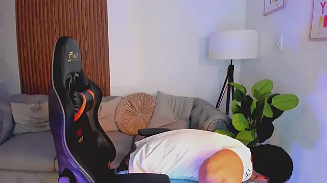 liam collins21 online show from September 2025 11:48:01 AM