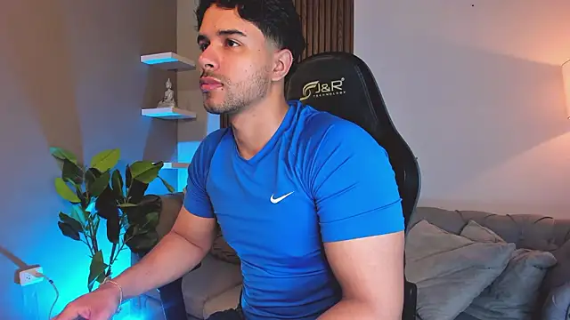 liam collins21 online show from March 2026 11:40:01 AM