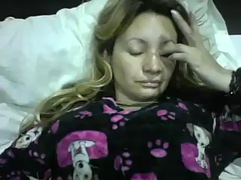 Snapshot of Paulita_x3 chatting on May 2026 08:31:01 AM Paulita x3 online show from May 2026 08:31:01 AM