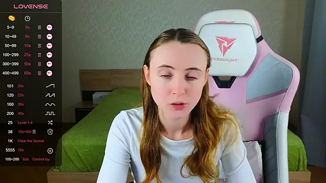 Cowell Adelina online show from December 2025 09:25:01 AM