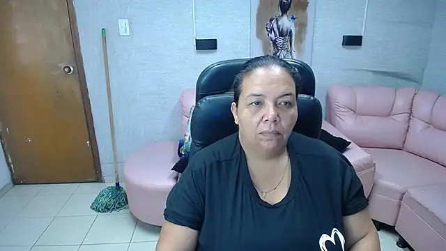 Snapshot of Penelope_Nipples_ chatting on November 2025 11:43:02 AM Penelope Nipples online show from November 2025 11:43:02 AM