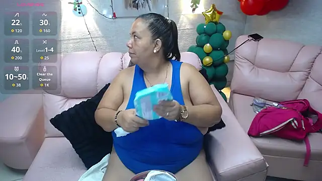 Snapshot of Penelope_Nipples_ chatting on December 2025 12:12:01 PM Penelope Nipples online show from December 2025 12:12:01 PM