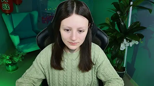 Snapshot of VeliraBraitberg chatting on December 2024 08:09:01 AM VeliraBraitberg online show from December 2024 08:09:01 AM