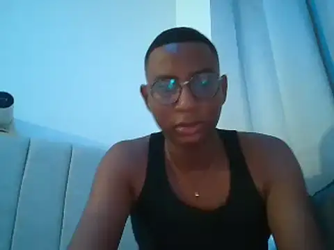 Snapshot of Arwens_bell08 chatting on January 2025 02:57:01 AM Arwens bell08 online show from January 2025 02:57:01 AM