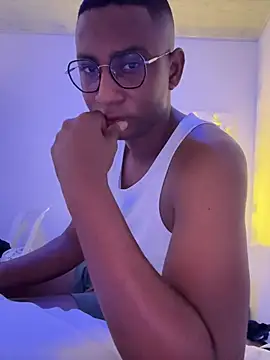 Snapshot of Arwens_bell08 chatting on January 2025 08:47:01 PM Arwens bell08 online show from January 2025 08:47:01 PM