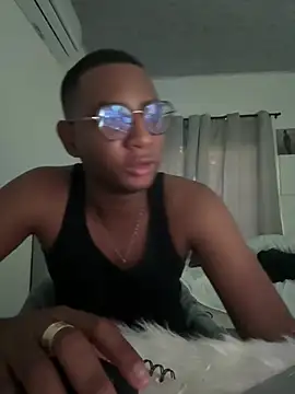 Snapshot of Arwens_bell08 chatting on March 2025 10:49:02 PM Arwens bell08 online show from March 2025 10:49:02 PM