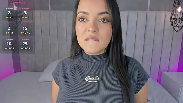 lea gray online show from February 2026 07:00:02 PM