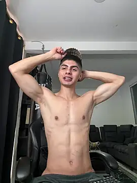 Stiven CL online show from February 2026 01:51:01 PM