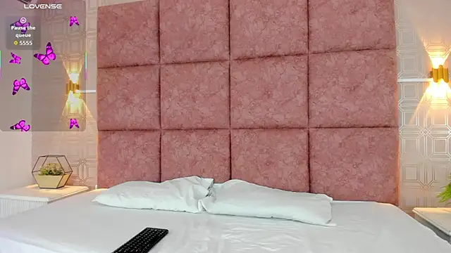 LiaVelez online show from March 2026 01:48:02 PM