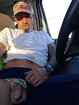 Hotbodyscottie online show from February 2026 10:47:01 PM