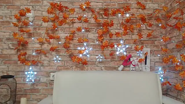 Amelia Kiss  online show from November 2025 12:55:01 AM