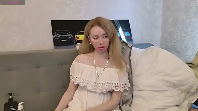 Snapshot of Bambixxxbaby chatting on June 2026 04:34:01 AM Bambixxxbaby online show from June 2026 04:34:01 AM