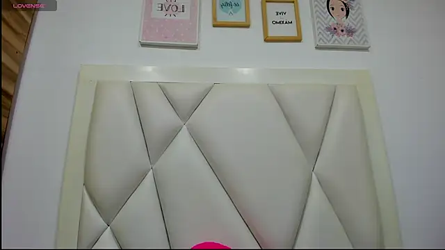 Snapshot of atilanadiaz7 chatting on April 2026 05:16:02 PM atilanadiaz7 online show from April 2026 05:16:02 PM