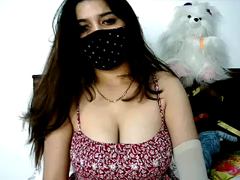 Gloie4u online show from July 2026 10:07:01 AM