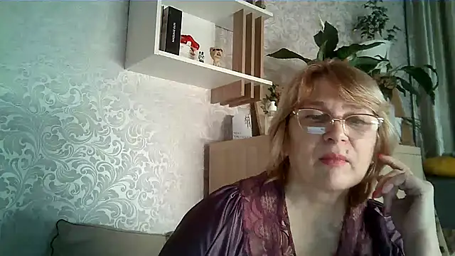 Aline LoveFlowers online show from December 2025 09:56:02 PM