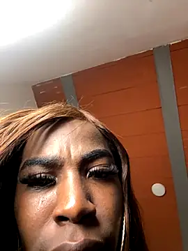 Richchocolatesweet  online show from November 2025 12:10:01 AM