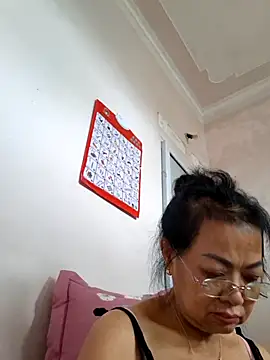 Hotestlove online show from October 2025 04:07:02 AM