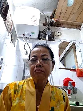 Hotestlove online show from October 2025 11:49:01 PM