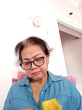 Hotestlove online show from June 2026 02:50:01 AM