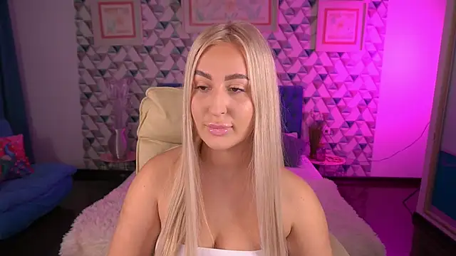 LiaBrazzerr online show from April 2026 02:02:02 PM