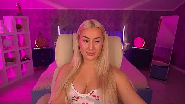 LiaBrazzerr online show from April 2026 02:04:01 PM