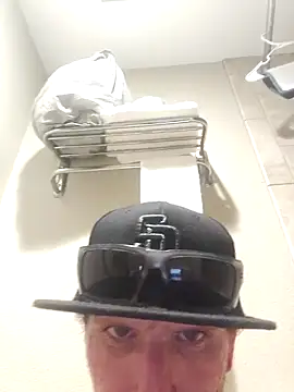 Crackkers online show from December 2024 09:59:02 AM