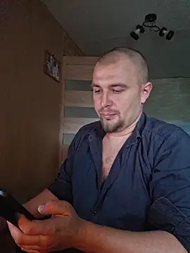 Foxyshaved online show from September 2025 07:43:01 AM