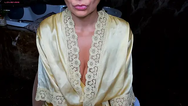 Snapshot of yourastral chatting on November 2025 07:03:01 AM yourastral online show from November 2025 07:03:01 AM