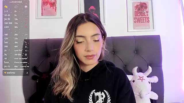 IsadoraGalle  online show from April 2026 04:13:01 PM