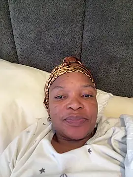 Snapshot of slimcateee chatting on June 2026 09:01:02 AM slimcateee online show from June 2026 09:01:02 AM