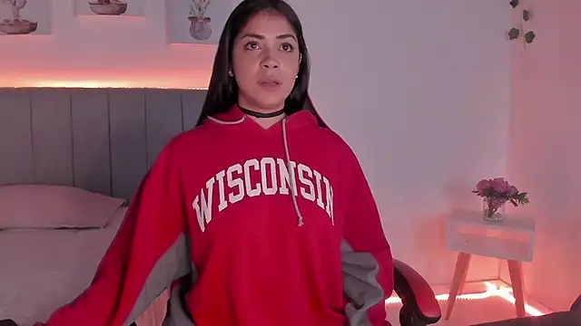  janiis online show from November 2025 11:26:02 PM